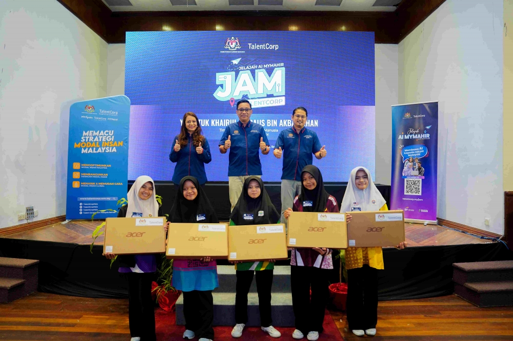 TalentCorp Bawa Kemahiran AI Terus Kepada Komuniti Sabah Melalui JAM Batu Sapi