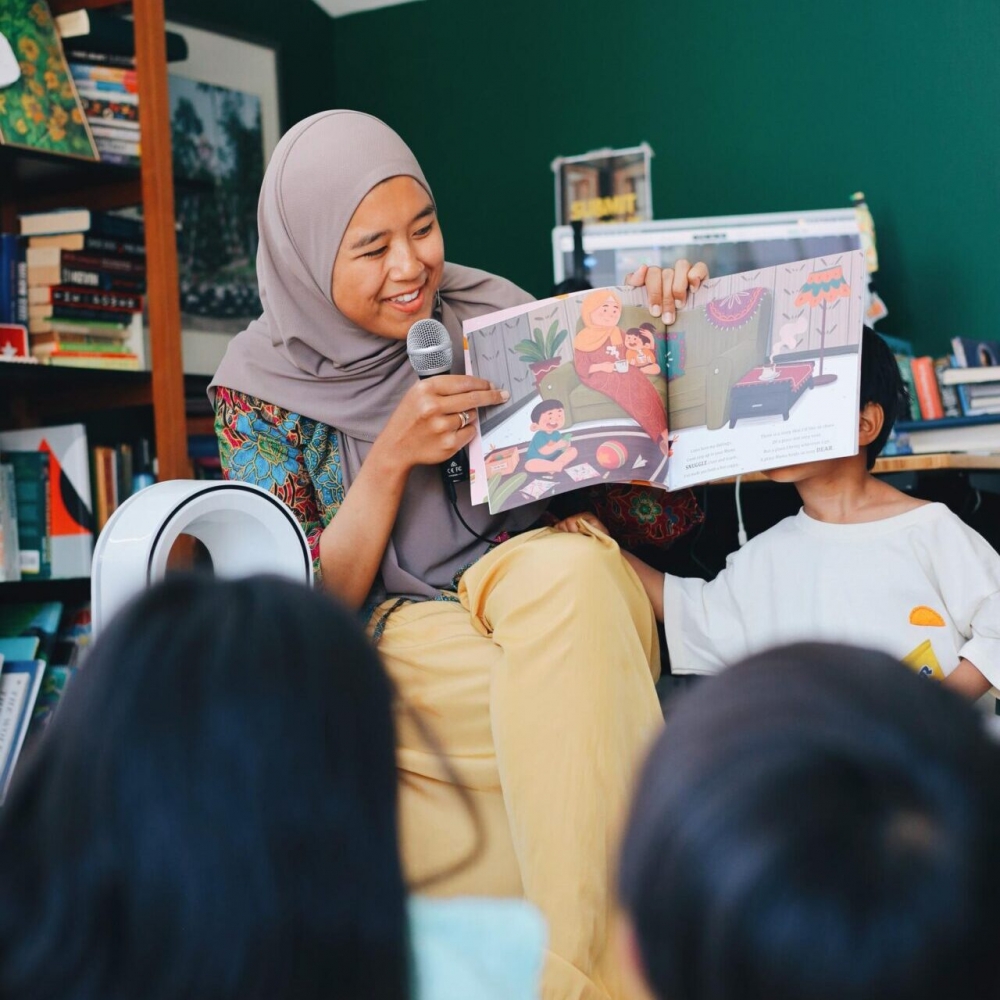 From Petaling Jaya to London: Embedding Malaysia into Young Hearts Through Writing